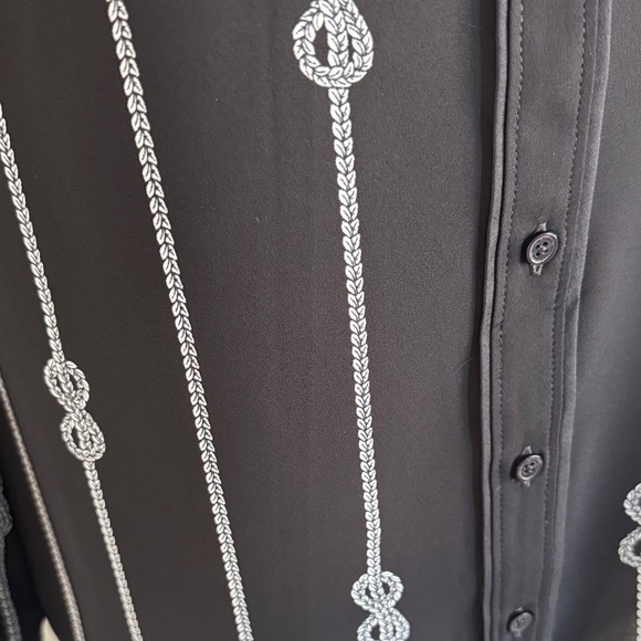 White House Black Market Black and White Womans Shirt NWT - Picture 6 of 12